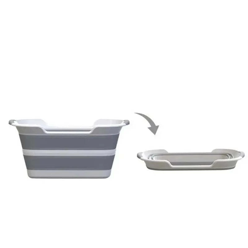 Portable folding pet bath tub with drainage hole for dogs and cats.