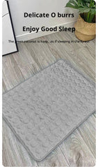 "Grey ice silk cooling pad for small pets, ideal for summer comfort"