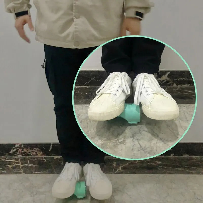 Portable pet travel water bottle with built-in drinking bowl for dogs and cats, ideal for outdoor adventures.