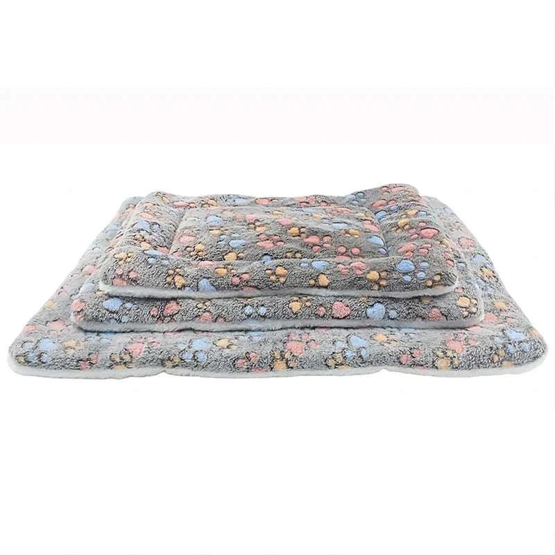 Flannel Thickened Pet Mat, soft and warm dog bed blanket for winter.