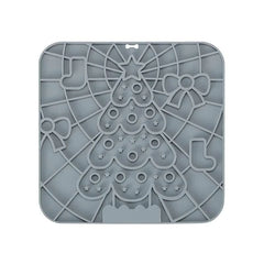 Silicone pet lick mat with Christmas tree design, slow feeder, and bath distraction tool for dogs.