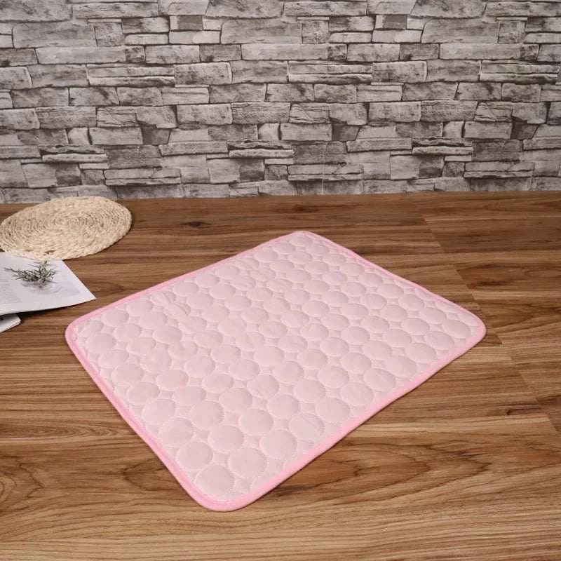 Cooling silk kennel pad for cats, lightweight and portable, ideal for hot summer days.