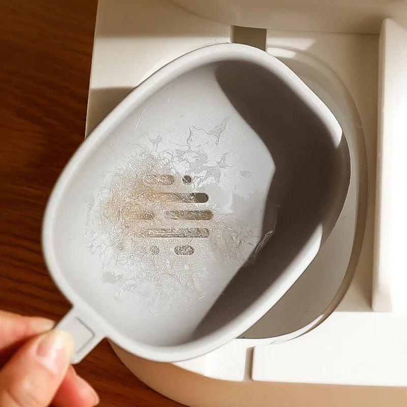 Kimpets automatic pet feeder and water dispenser with large capacity, designed for dry and wet food separation for cats and dogs.