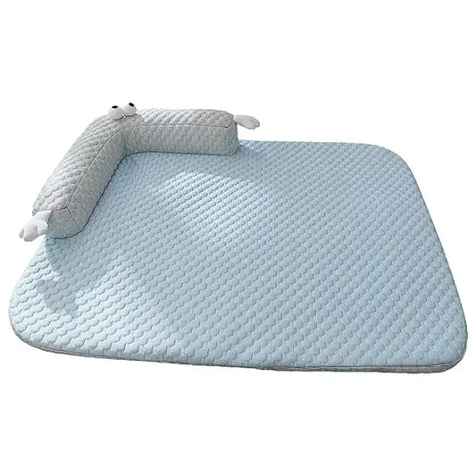 "Pet cooling ice pad for dogs and cats, washable and self-cooling for summer comfort"