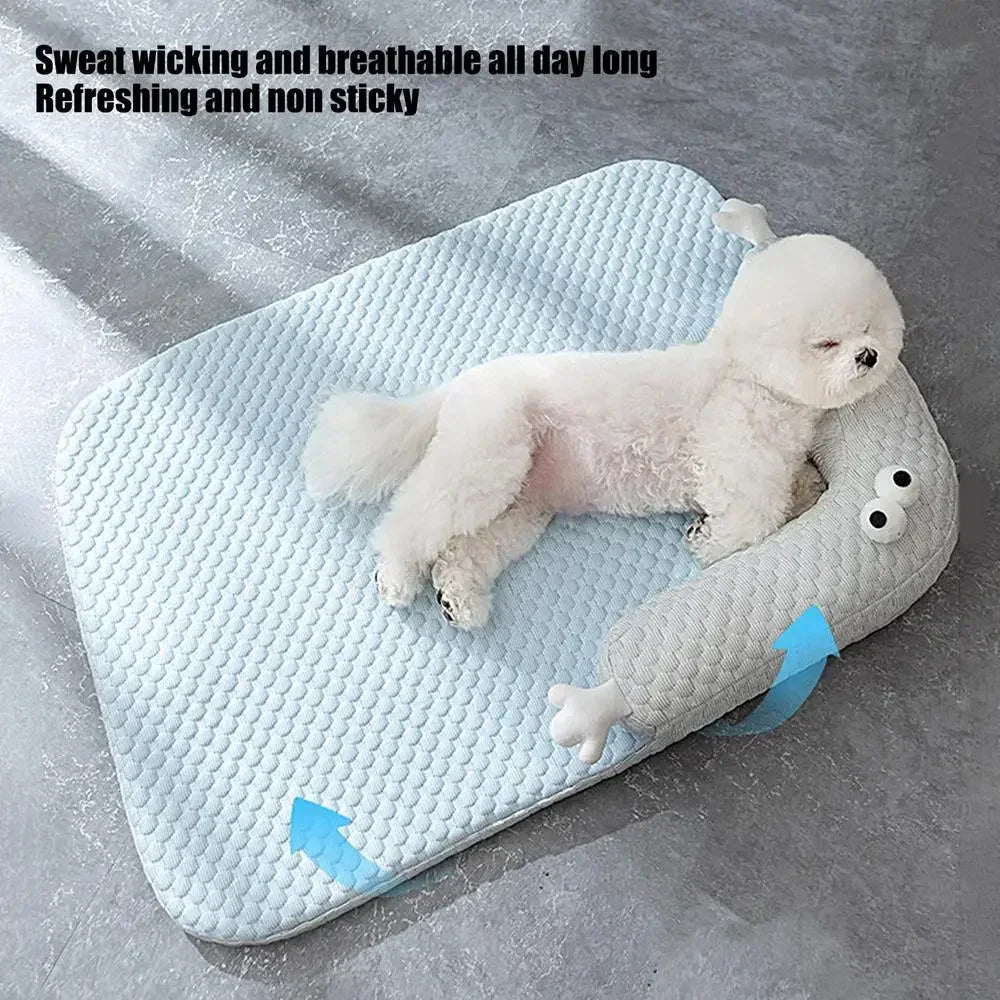 "Pet cooling ice pad for dogs and cats, washable and self-cooling for summer comfort"