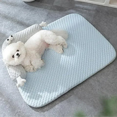 "Pet cooling ice pad for dogs and cats, washable and self-cooling for summer comfort"