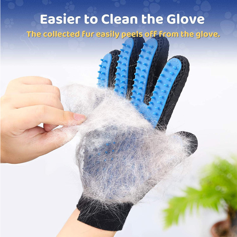 Pet grooming kit with 2-sided brush and bath cleaning glove for dogs, cats, and rabbits, ideal for de-shedding and de-matting.